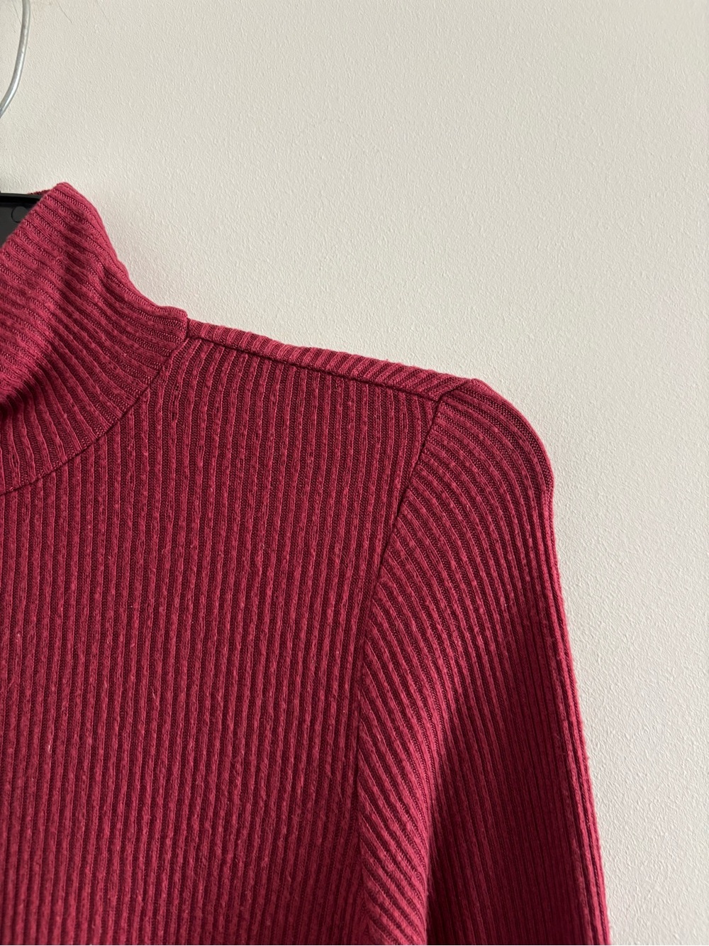 REFORMATION Turtleneck Crop Top Burgundy Ribbed Knit Women M 90s Grunge Preppy - Picture 5 of 11